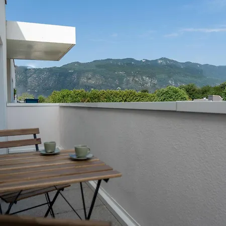 Apartment En Bord De *