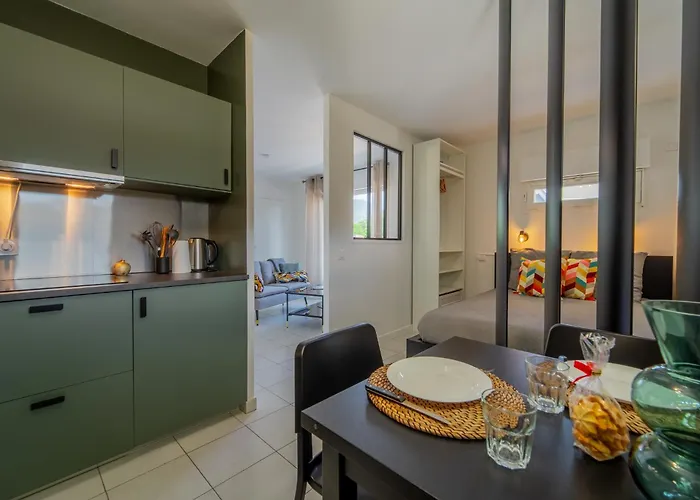 Appartement En Bord De Aix-les-Bains